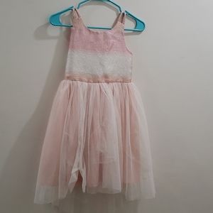 Girls dress